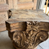 Acanthus Capitol