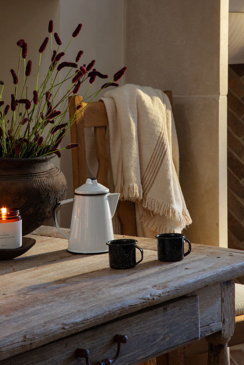 *potepote* パールと白磁*　アイボリー White Enamel Coffee Pot – Le Marché