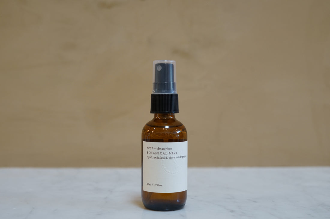 Botanical Mist No. 37 Amatorious †