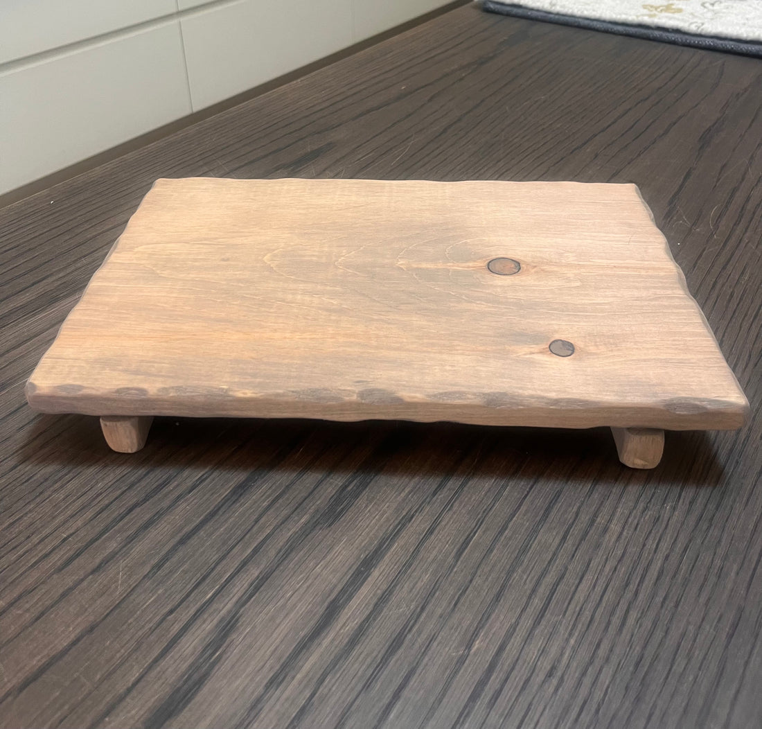 Wood Riser with Carved Edge-Large