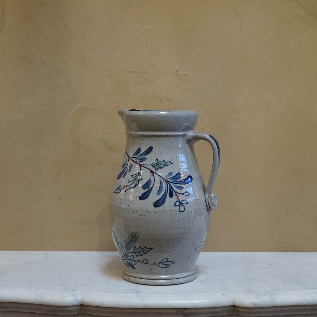 1 Gallon Pitcher: Holly Pine