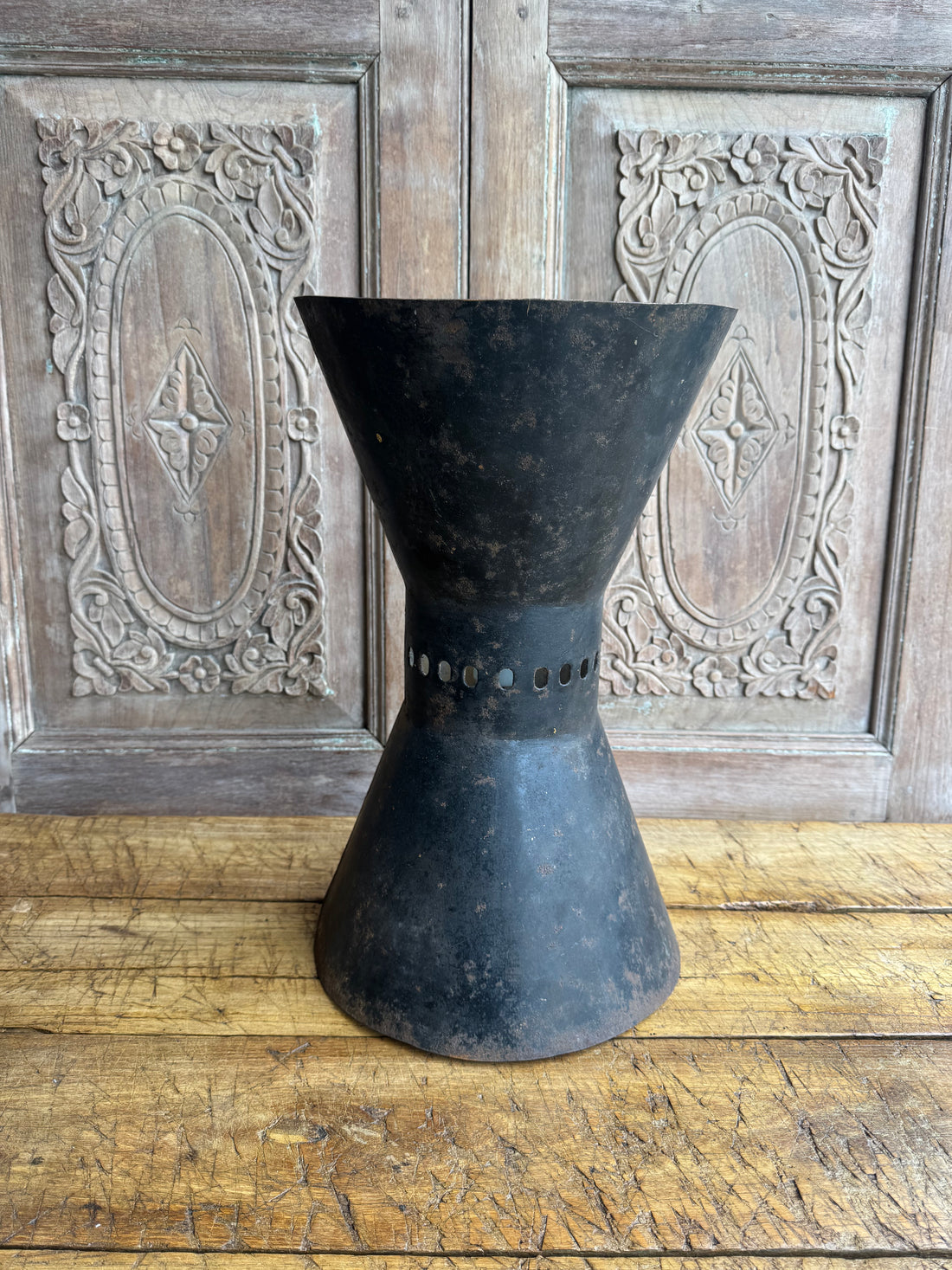 Wrought Iron Hour Glass Sconce