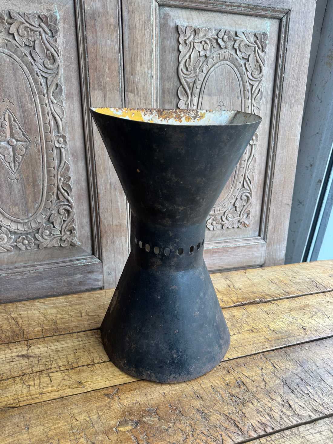 Wrought Iron Hour Glass Sconce