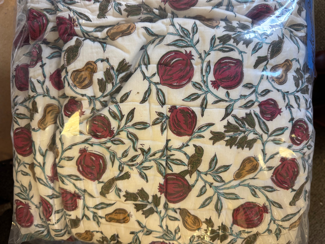 Pomegrante Full/Queen Quilt