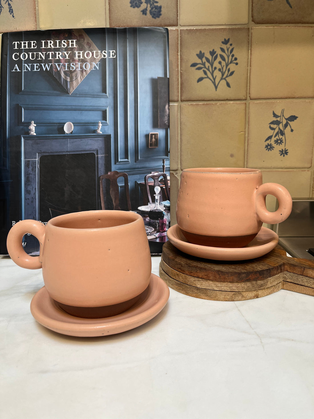 La Perla Mugs - Set of Two W/Saucer