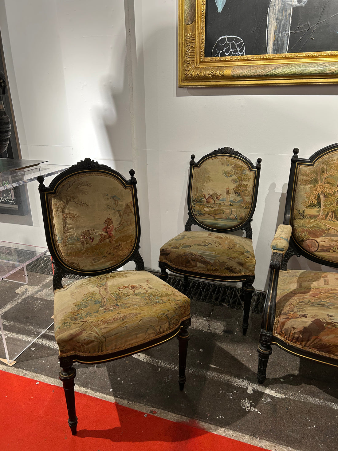 Sofa + 3 chairs - X ILI WH (needs repair - Rigo's)