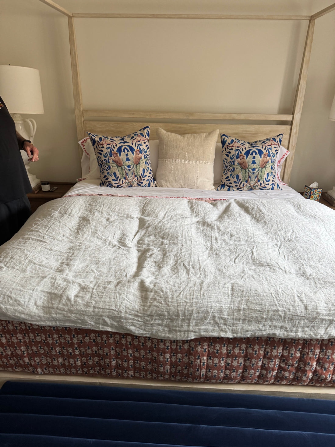 King Sized Canopy Bed