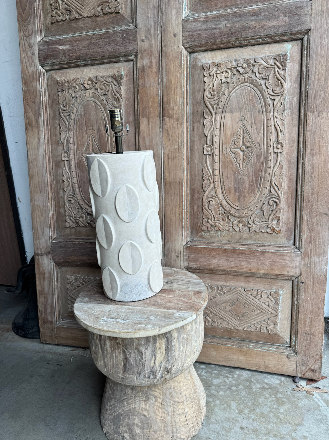 Tall Vase Table Lamp