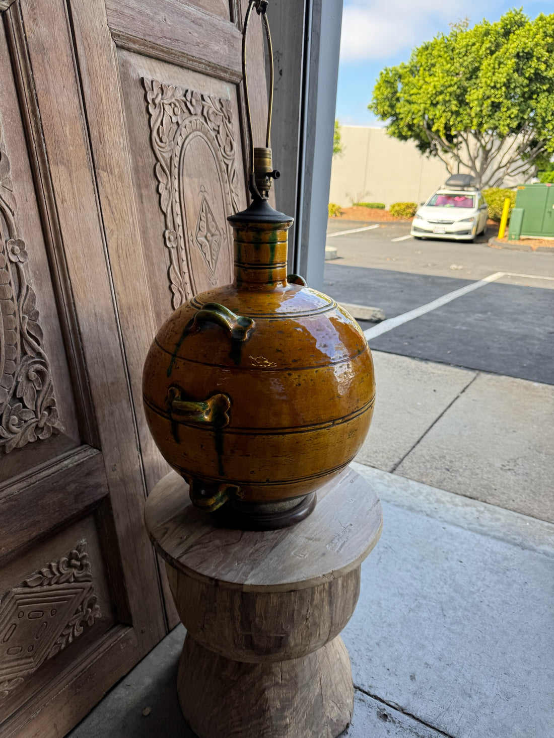 Vintage Honey Bee Lamp