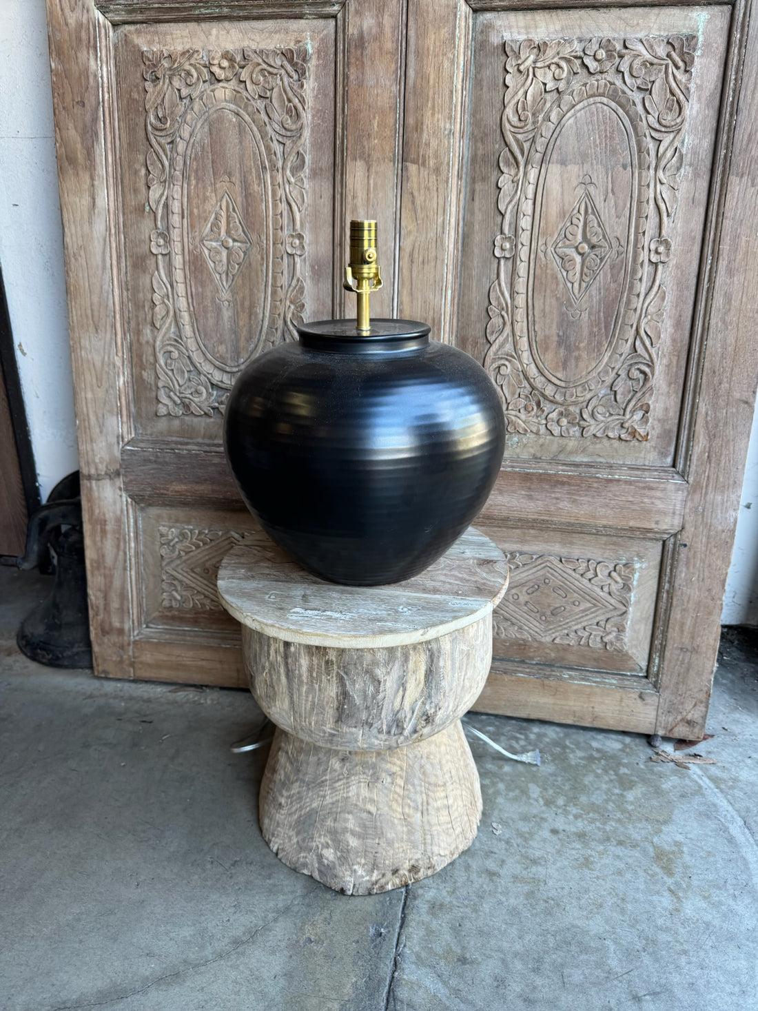 Ceramic Black Lamp