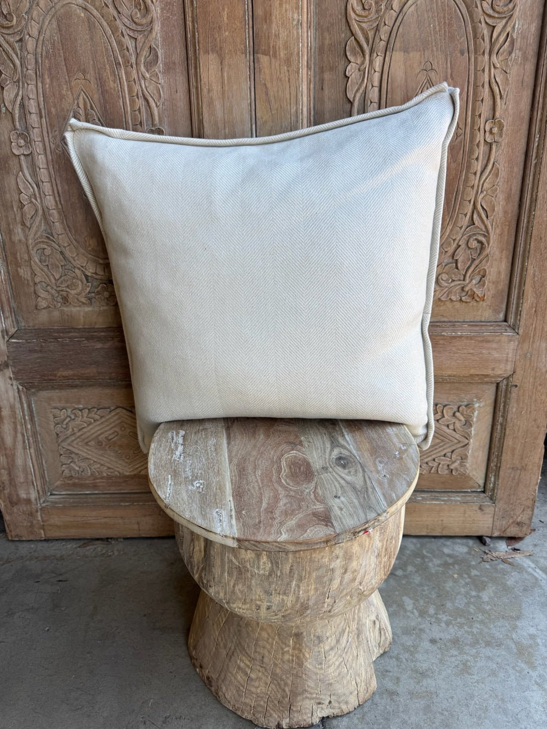 Soft Cream Pillow - Pair