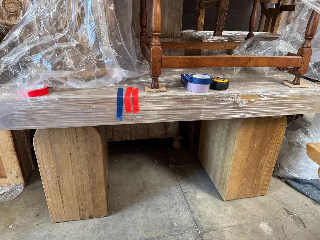 Table with heavy legs