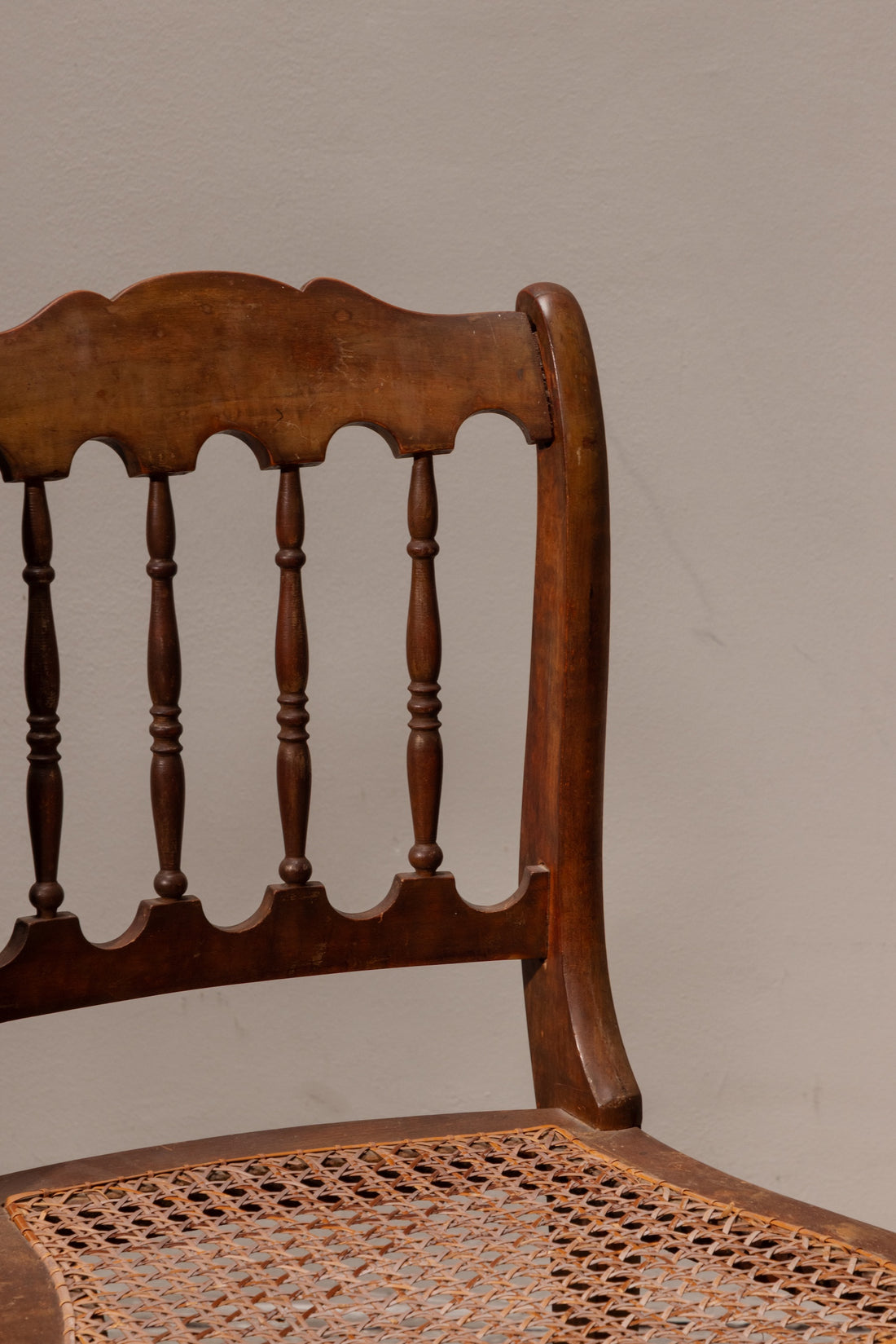 Antique Victorian Spindle-Back Chair