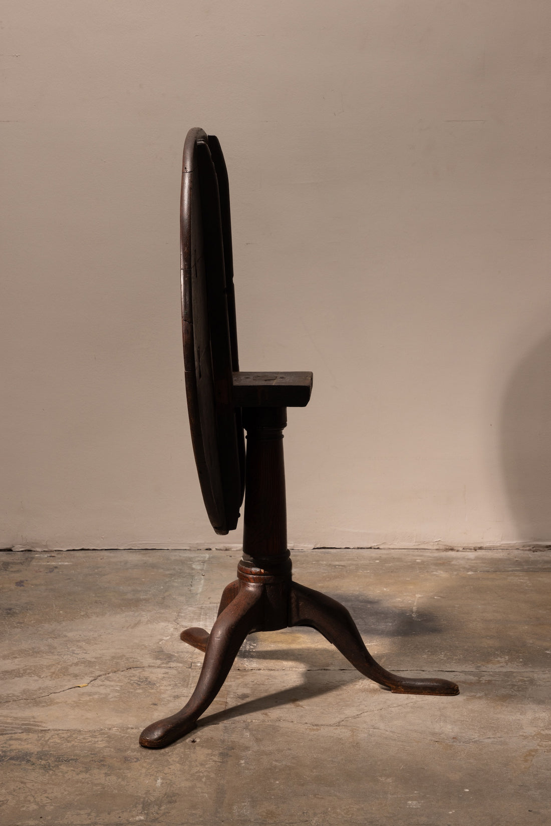 Tilt-Top Pedestal Table