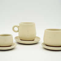 AVENERO TAZA (sold in sets of two, plates included with mug)