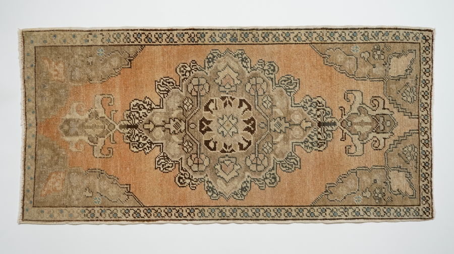 Small Vintage Turkish Rug 366.