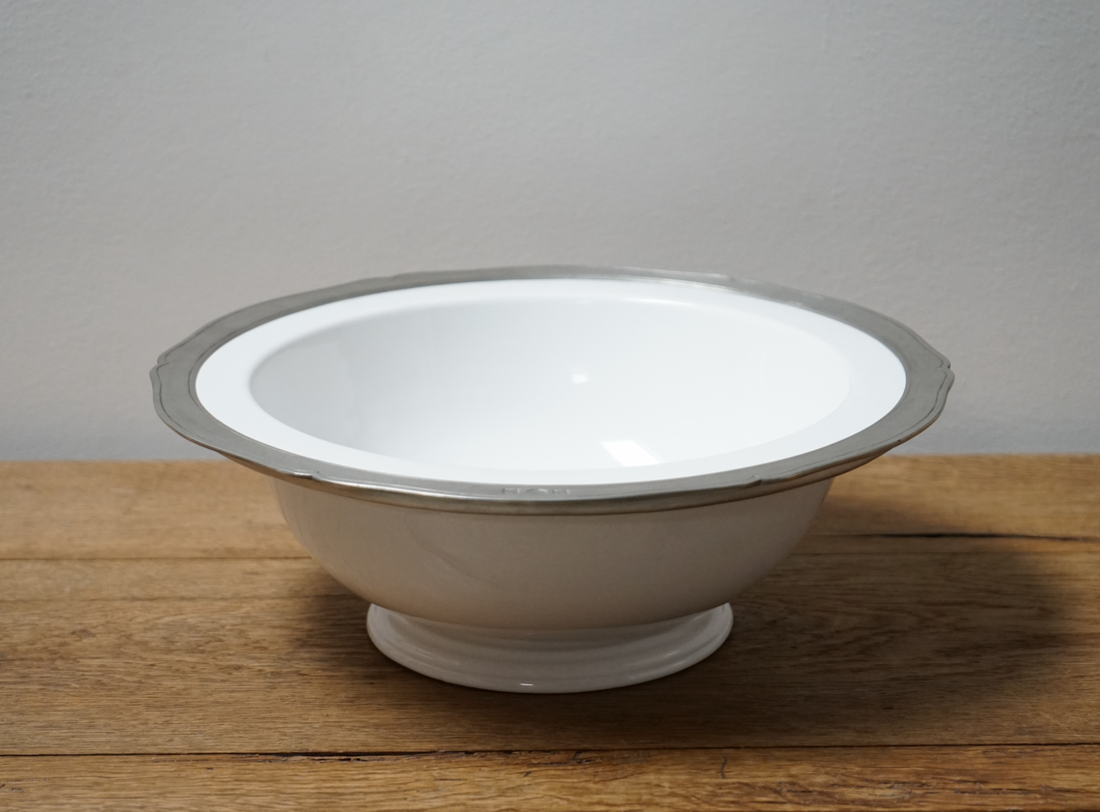 Match Viviana Footed Bowl