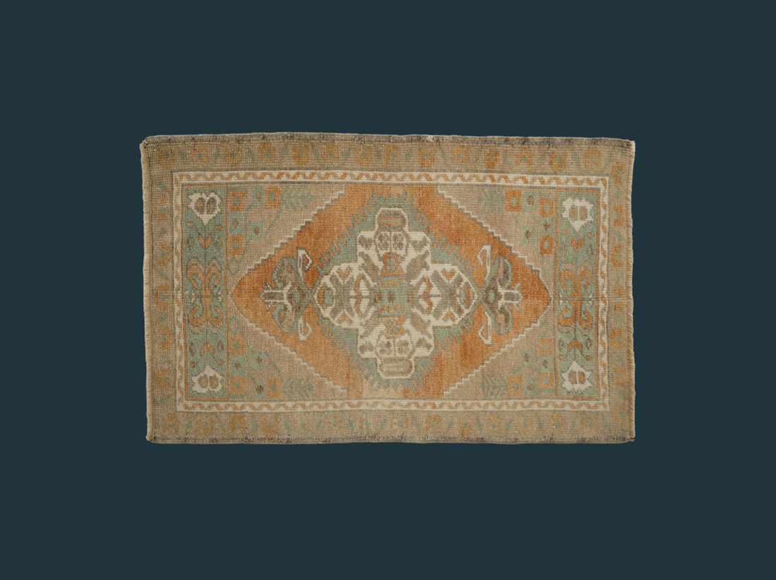 Small Vintage Turkish Rug 199.