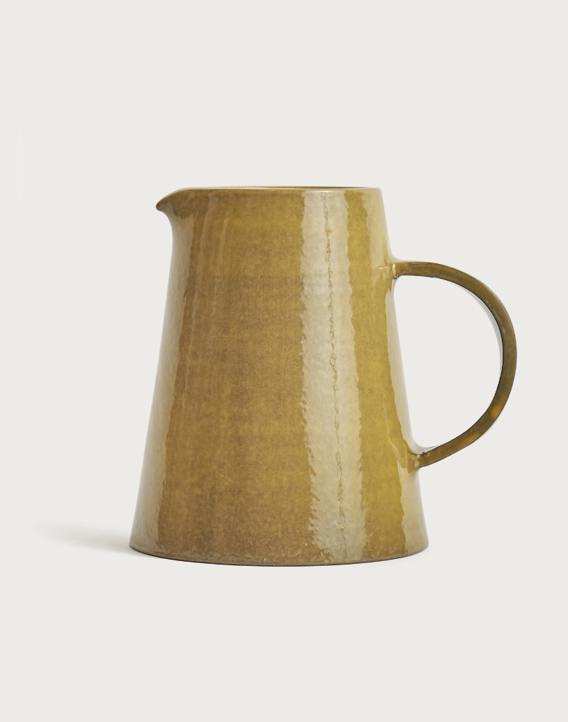 Assisi Pitcher