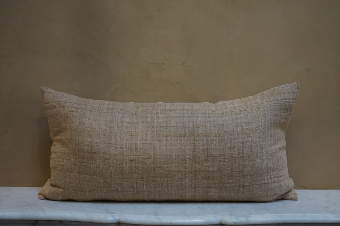 Silk Lumbar Pillow - Natural